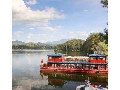 西安出发到汉中红寺湖、勉县武侯祠、石门栈道二日游