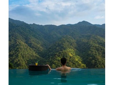 【网红莽温】高空悬崖无边森林五星莽山温泉、蔡伦竹海汽车二日游
