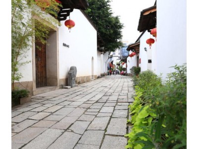 跟团游 福州三坊七巷+闽越水镇半日游
